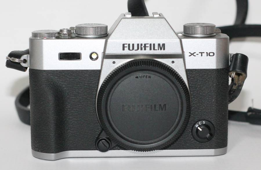 Fujifilm X-T10 Mirrorless Camera Body (Silver)