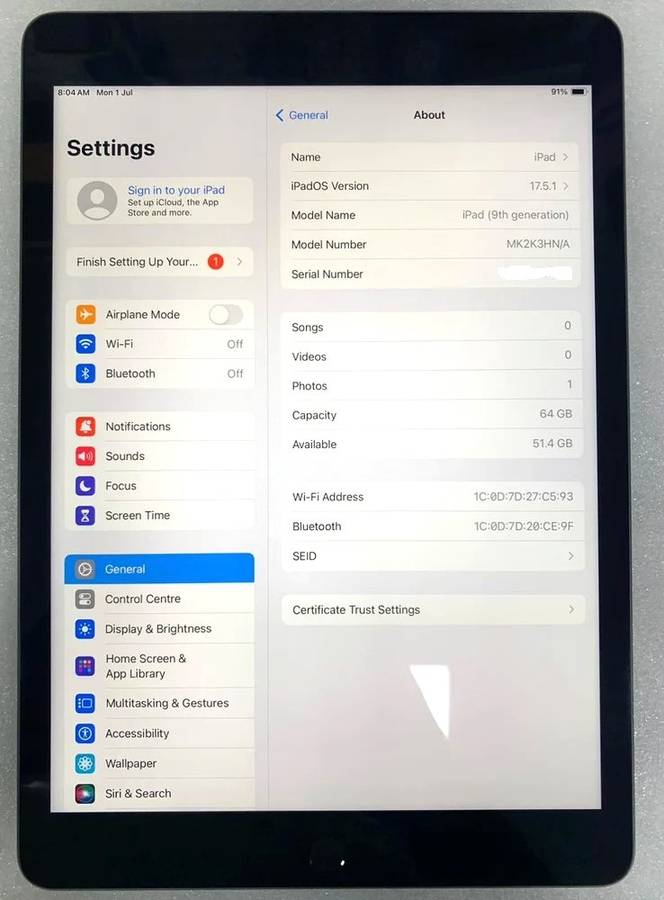 Apple iPad (9th Gen) | 10.2 Retina | A13 Chip | 64GB | Wi-Fi | 12MP Cam , NEW CONDITON , WITH BOX