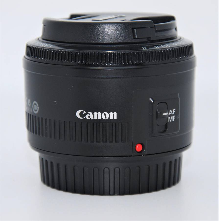 CANON EF 50MM F/1.8 II LENS IN EXCELLENT CONDITION