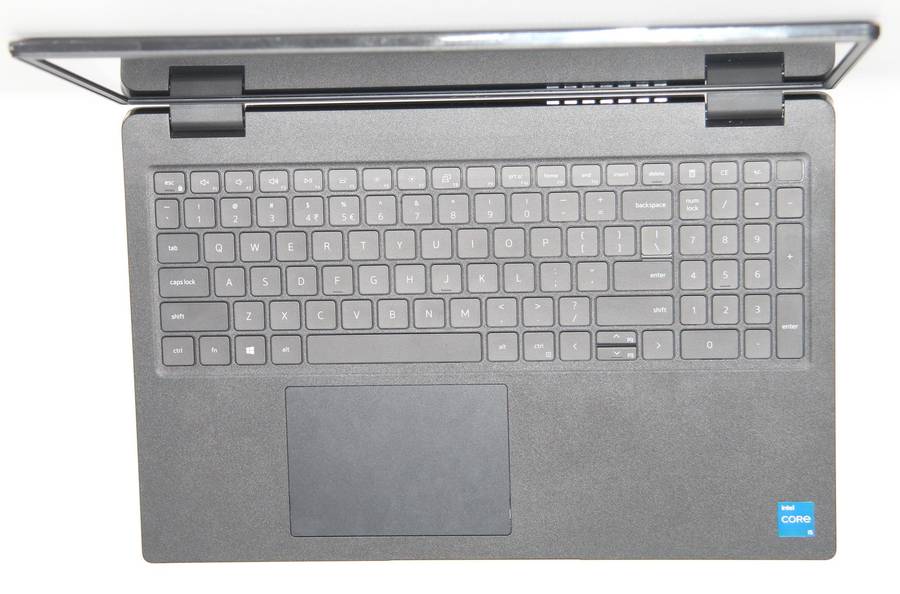 Dell Latitude 3520 Intel Core i5-1135G7 @2.40GHz.16GB RAM,256GB SSD, INTEL IRIS Xe Graphics, 15"FHD