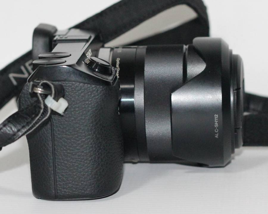 Sony NEX-7 24.3 MP Mirrorless Digital Camera with 18-55mm Lens