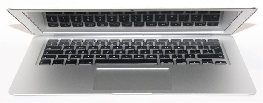 MACBOOK AIR 13 ,CORE I5-5350U,1.80GHz,8GB RAM ,128GB SSD, MICROSOFT OFFICE ,FINAL CUT PRO ,ADOBE CS5