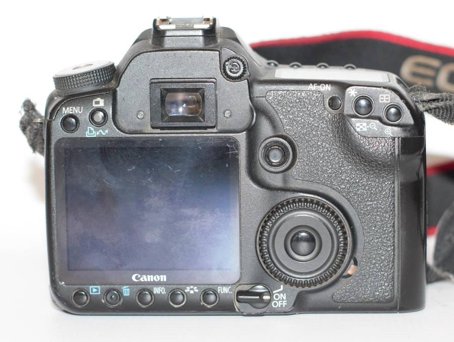 Canon EOS 50D 15MP DSLR ( BODY)