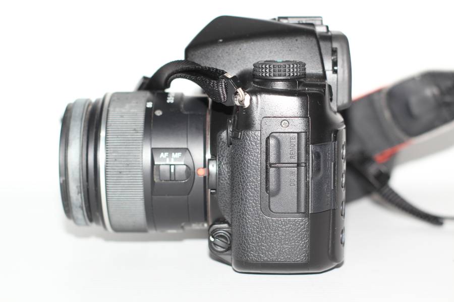 Sony Alpha DSLR A900 24.6 MP Digital Camera Body with  3.0" LCD Screen