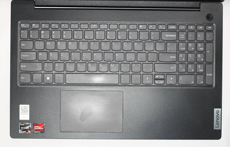 Lenovo V15 G4 AMD Ryzen 3 7320U 2.40GHz, 8GB Ram , 256GB SSD ,15.6" Full HD (1920x1080) Windows 11