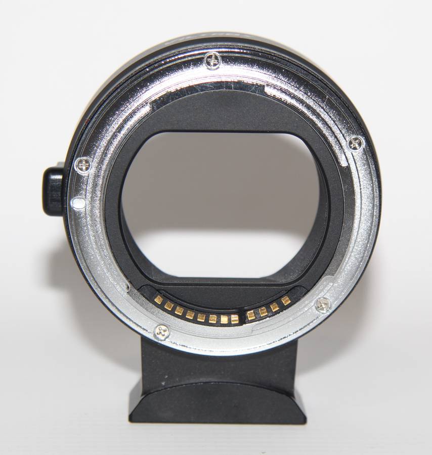 Viltrox EF-EOS R Auto Focus Lens Mount Adapter for Canon EF or EF-S Lens to Canon R-Mount Camera