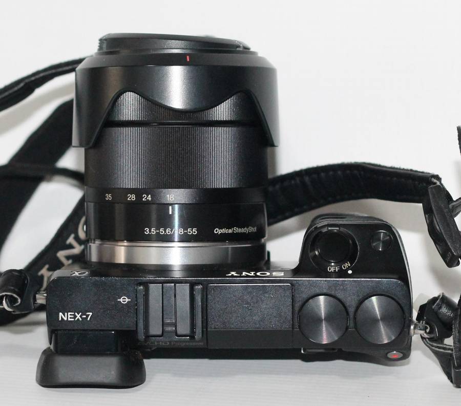 Sony NEX-7 24.3 MP Mirrorless Digital Camera with 18-55mm Lens