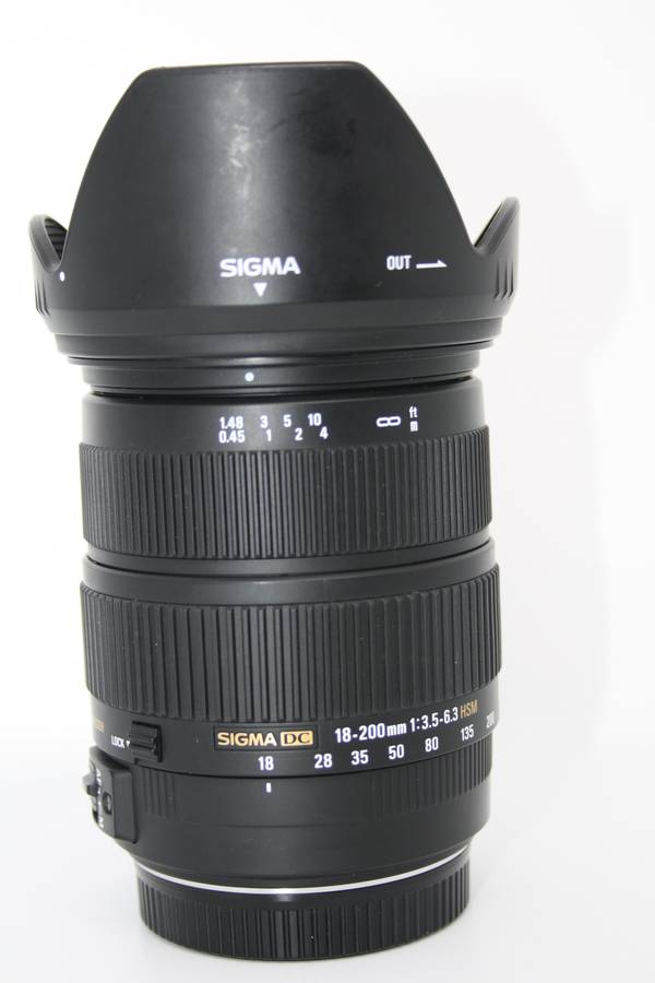 Sigma 18-200mm f/3.5-6.3 DC Auto Focus OS (Optical Stabilizer) Zoom Lens for Canon DSLR Cameras
