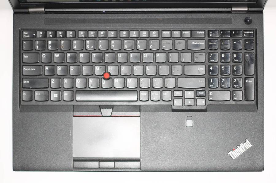 Lenovo Thinkpad P52 Mobile Workstation - Core I7-8750H  16GB RAM, 1TB SSD , Nvidia Quadro P1000
