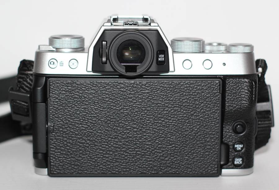 Fujifilm X-T200 Mirrorless Digital Camera with 15-45mm Lens