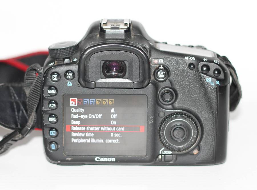 Canon 7D 18MP PROFESSIONAL Digital SLR Camera , With Canon EF 50mm f/1.8 STM Lens