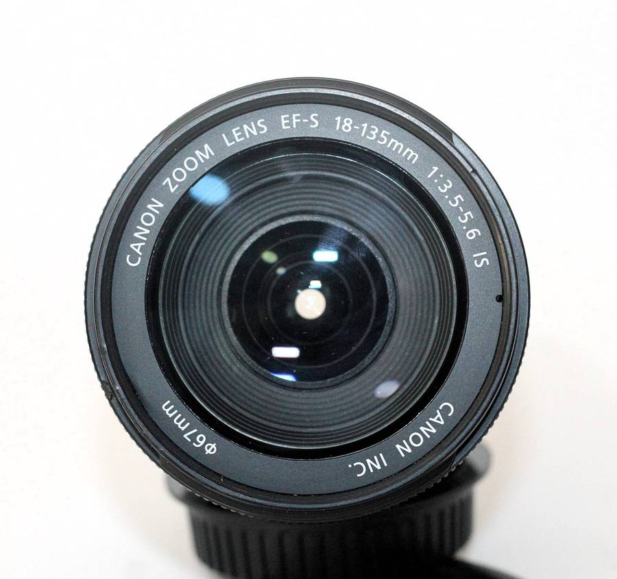 Canon EF-S 18-135mm f/3.5-5.6 IS Lens