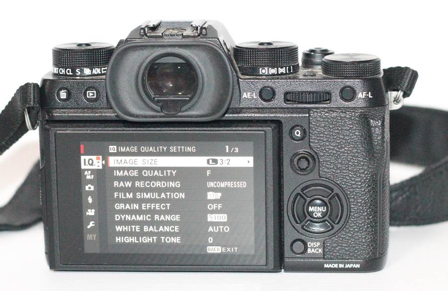 FUJIFILM X-T2 Mirrorless Digital Camera Body , Very Low Shutter Count , 13 on The Clock