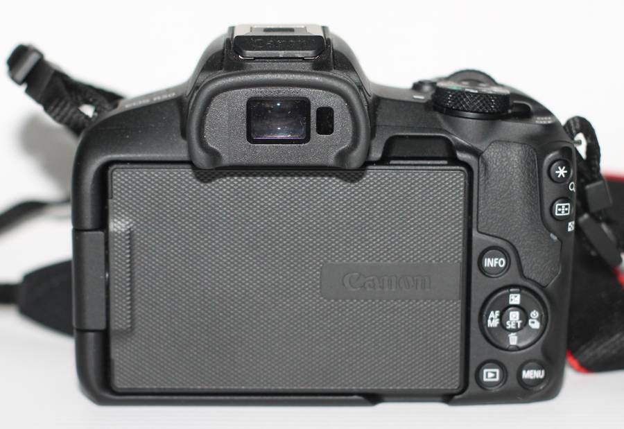 Canon EOS R50 Mirrorless Camera With EF-EOS R AF ADAPTER