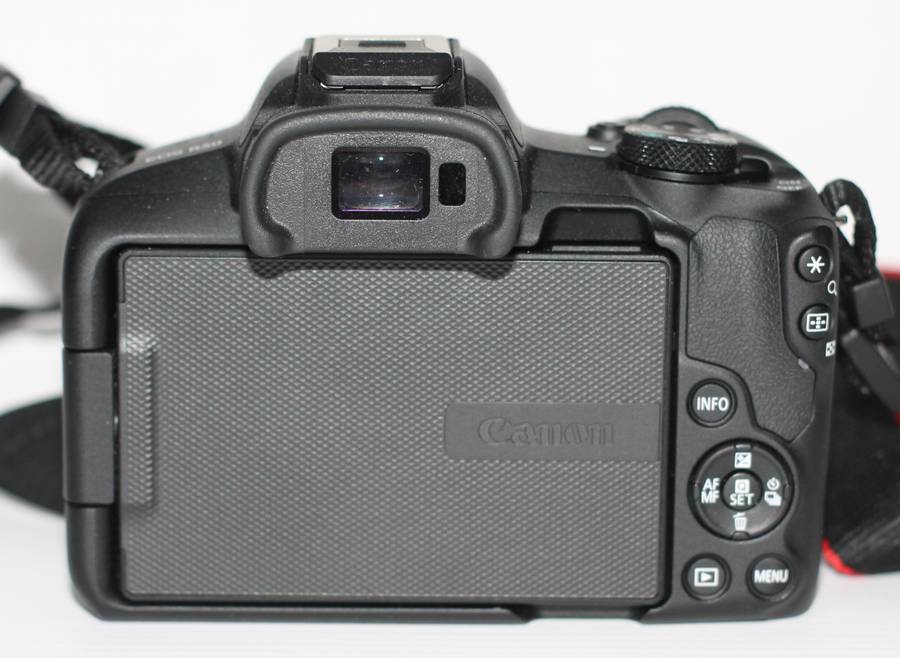 Canon EOS R50 Mirrorless Camera With EF-EOS R AF ADAPTER