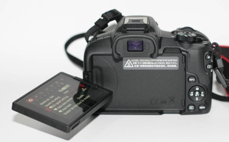 Canon EOS R50 Mirrorless Camera With EF-EOS R AF ADAPTER