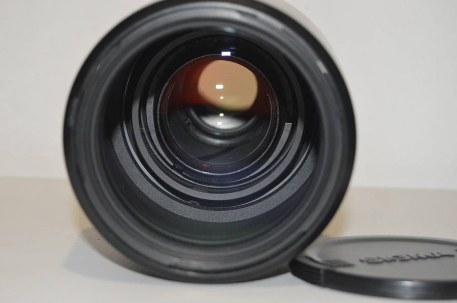Sigma 170-500mm f/5-6.3 DG APO With lens Hood and Collard Tripod