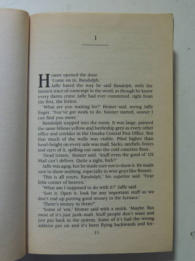 The Great  And Secret Show - The First Book of the Art - Clive Barker