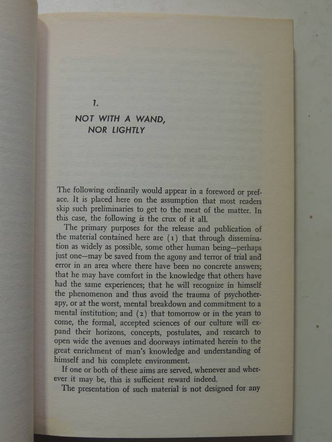 Journeys Out Of The Body - Robert A. Monroe