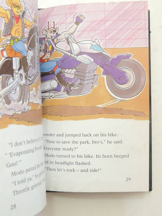 Biker Mice From Mars: A Mouse And His Motorcycle - Norman Redfern