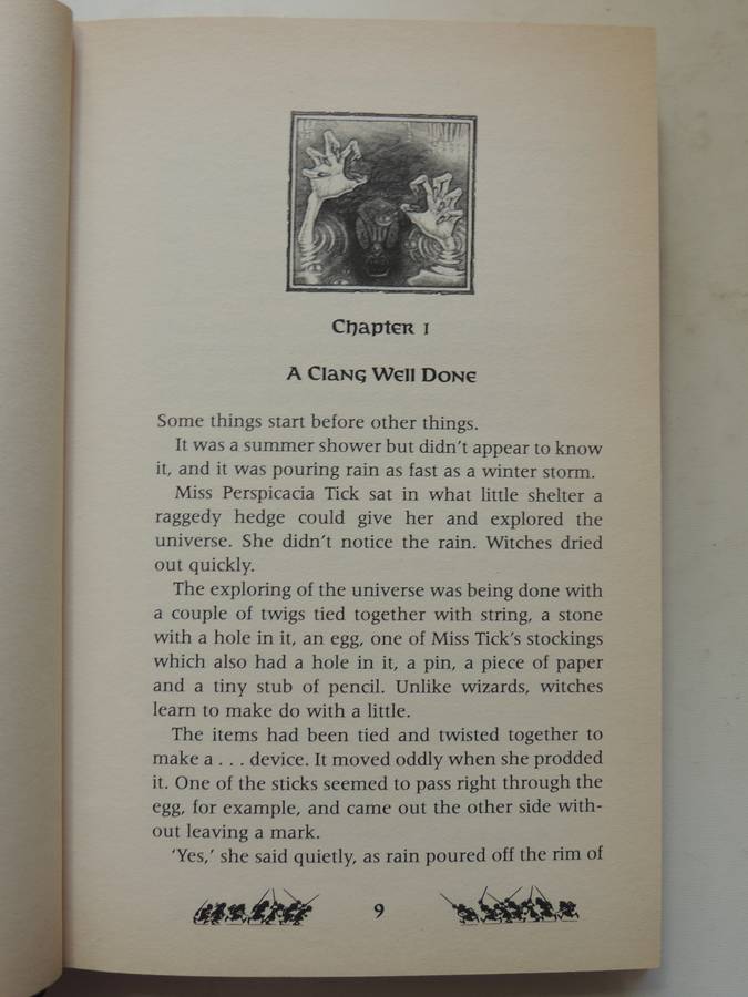 The Wee Free Men - Terry Pratchett   - A Discworld Novel First Edition 2003