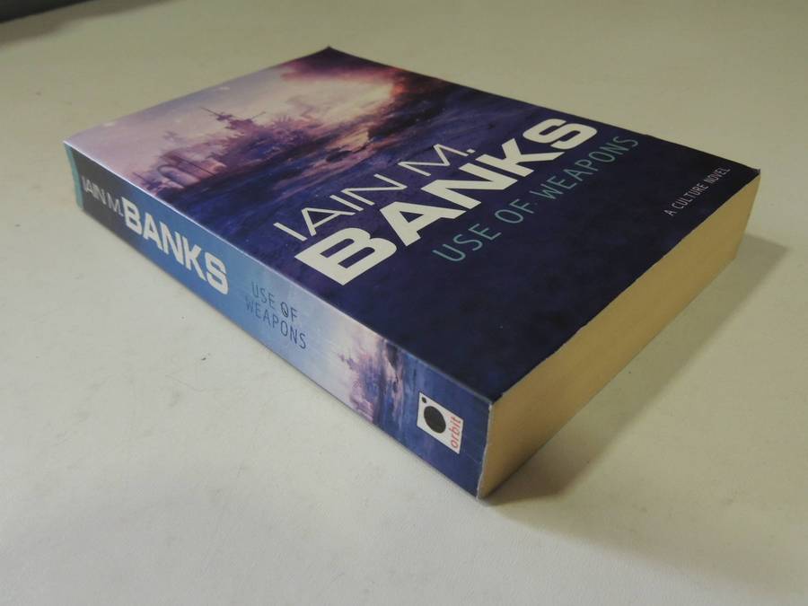 Use Of Weapons - Iain M. Banks