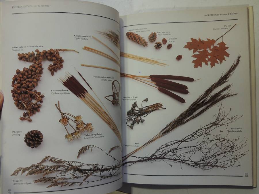 The Complete Book of Dried Flowers - Malcolm Hiller, Colin Hilton