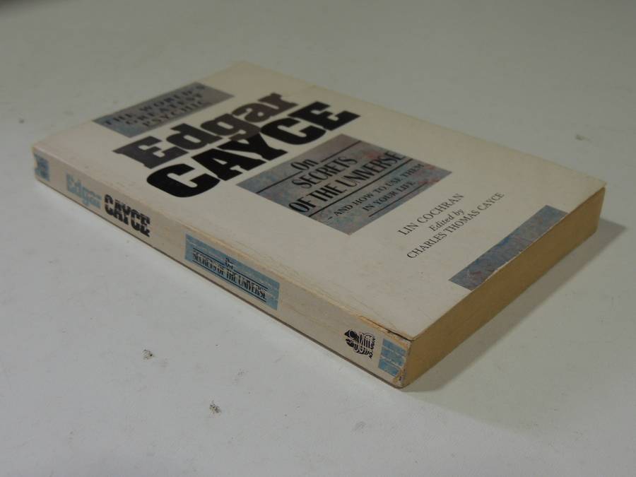 On Secrets Of The Universe - Edgar Cayce
