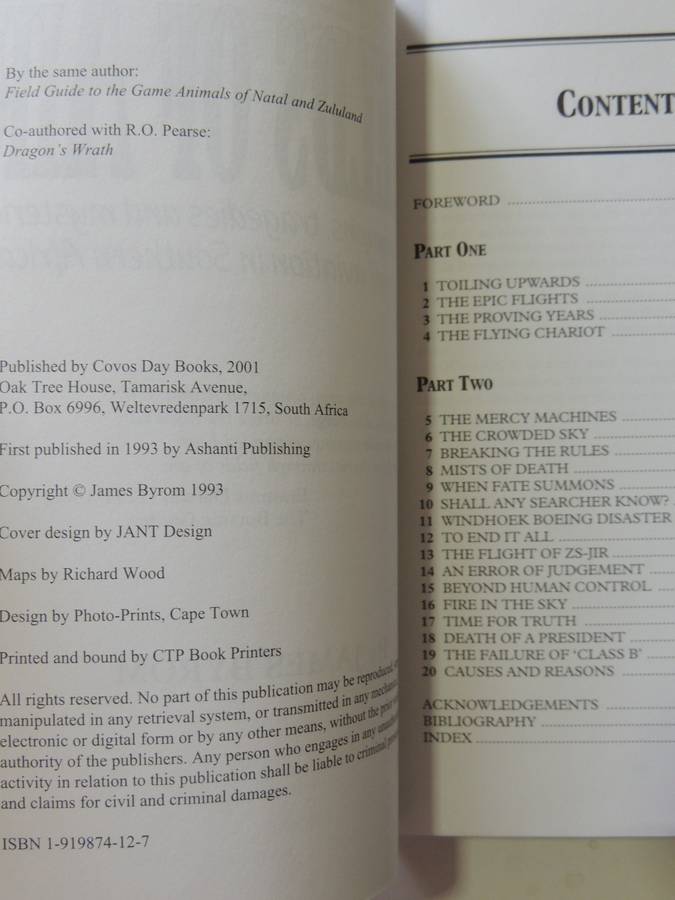 Fields Of Air - Triumphs, Tragedies And Mysteries Of Civil Aviation In Southern Africa  James Byrom