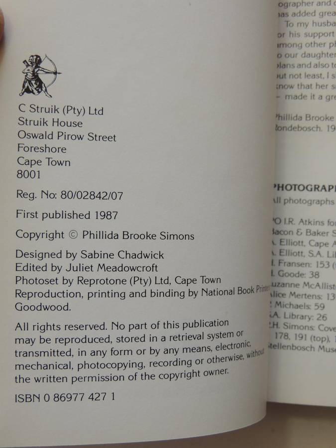 A Concise Guide To Cape Dutch Houses - Phillida Brooke Simons