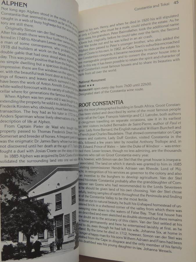 A Concise Guide To Cape Dutch Houses - Phillida Brooke Simons