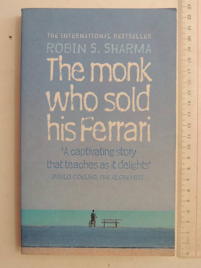 The Monk Who Sold His Ferrari  - Robin S. Sharma