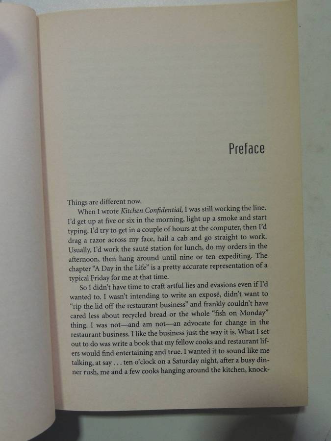 Kitchen Confidential: Adventures In The Culinary Underbelly - Anthony Bourdain