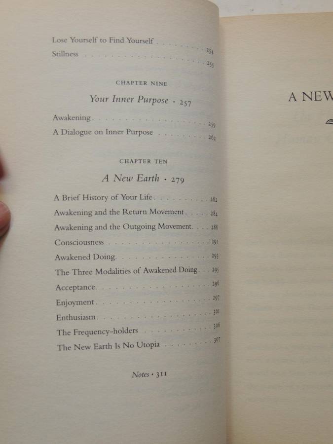 A New Earth: Awakening To Your Life's Purpose - Eckhart Tolle