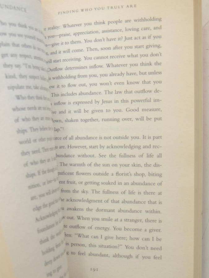 A New Earth: Awakening To Your Life's Purpose - Eckhart Tolle