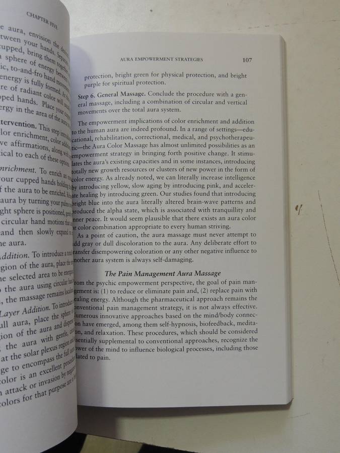 Aura Energy For Health & Balance - Joe H. Slate, Ph.D.
