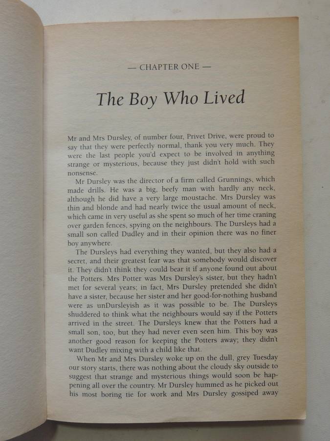 Harry Potter And The Philosopher's Stone - JK Rowling   FIRST EDITION 37th Printing