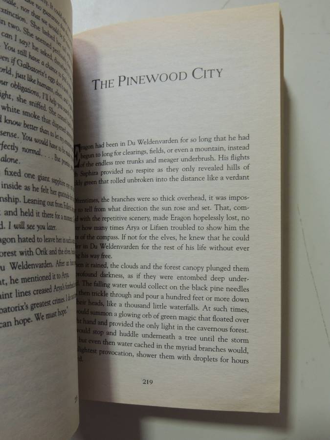 Eldest - Inheritance Series Cycle Book 2 - Christopher Paolini