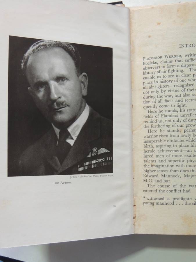 King Of Air Fighters: Biography Of Major "Mick" Mannock, V.C., D.S.O., M.C. Squadron-Leader Ira Jone