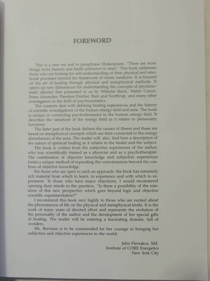 Hands of light, A Guide to Healing Through the Human Energy FieldBarbara Ann Brennan MUCH MARKING!!