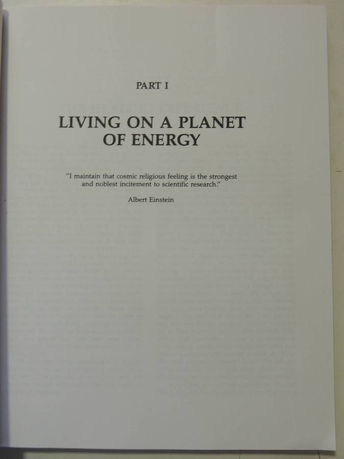 Hands of light, A Guide to Healing Through the Human Energy FieldBarbara Ann Brennan MUCH MARKING!!