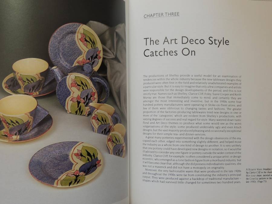 Art Deco Tableware: British Domestic Ceramics 1925-1939- Judy Spours