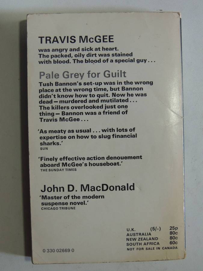 Travis McGee: Pale Grey For Guilt - John D. MacDonald