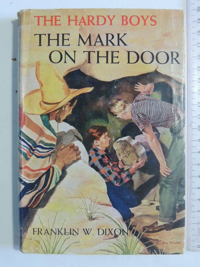 The Mark On The Door - Franklin W. Dixon   Circa 1950s
