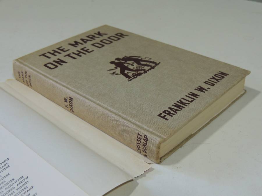 The Mark On The Door - Franklin W. Dixon   Circa 1950s