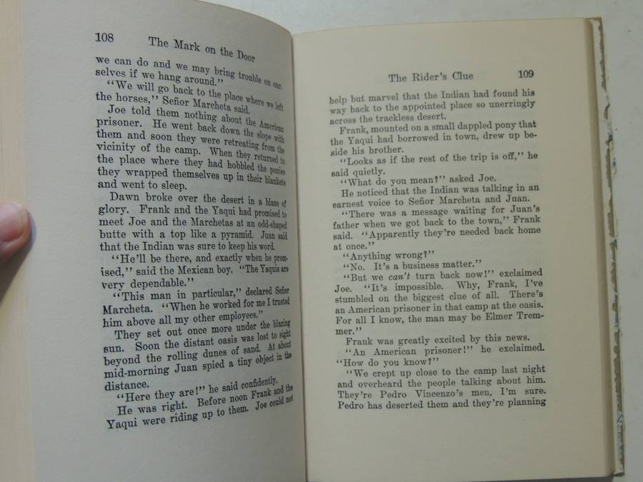 The Mark On The Door - Franklin W. Dixon   Circa 1950s