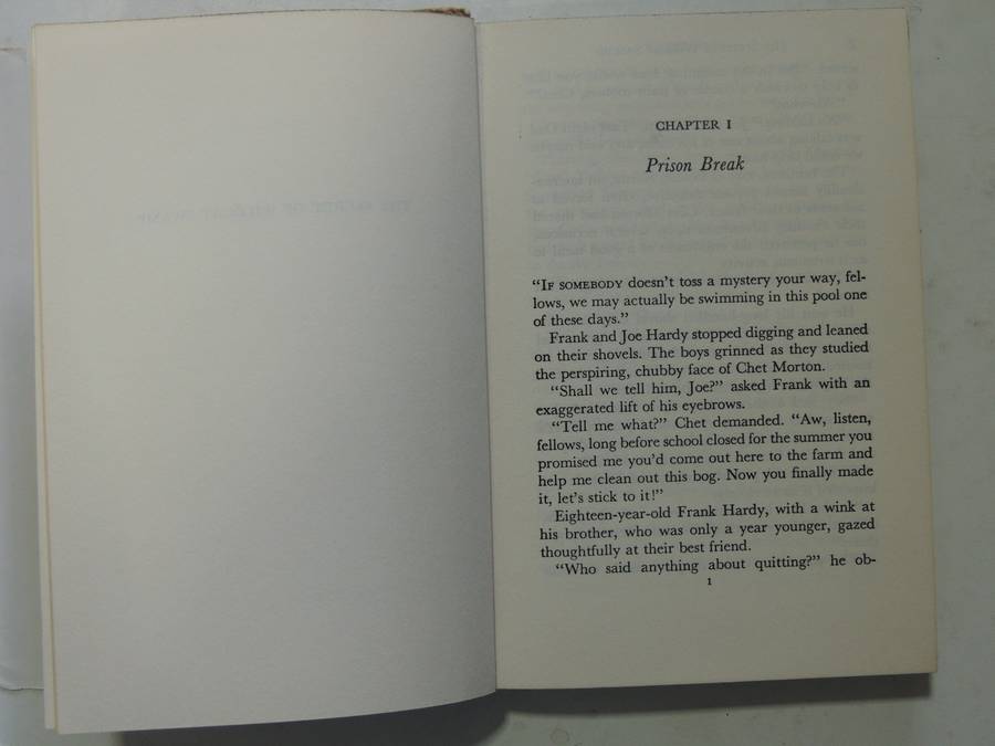 The Secret Of Wildcat Swamp  - Franklin W. Dixon   Circa 1950s