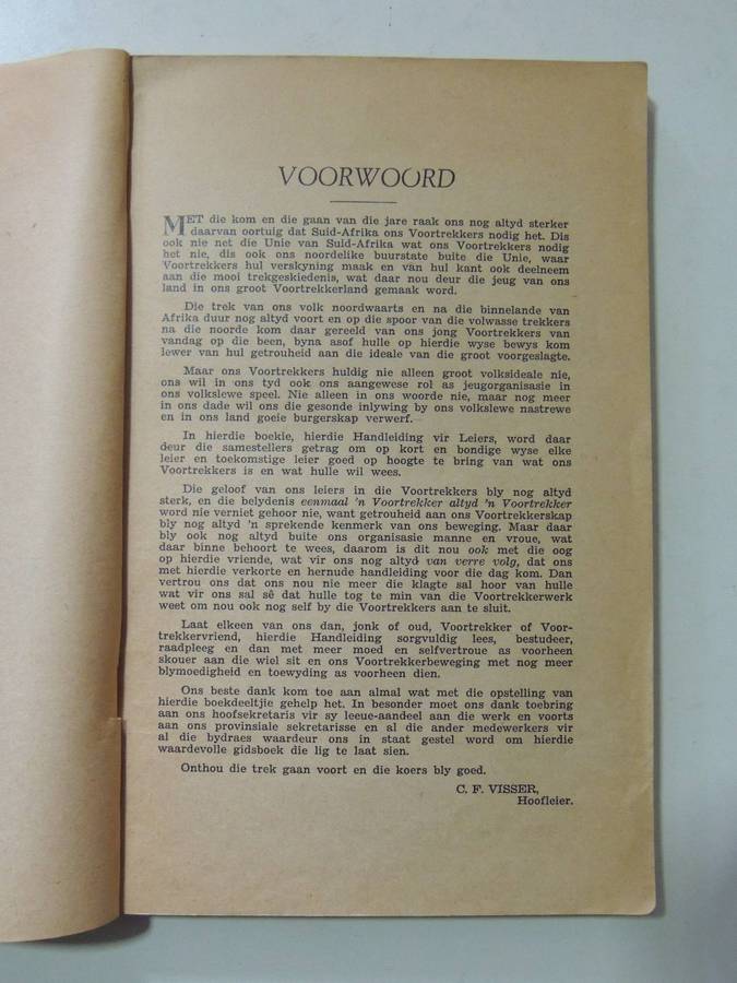 Handleiding Van Offisiere Van Die Voortrekkers (1953 Uitgawe)