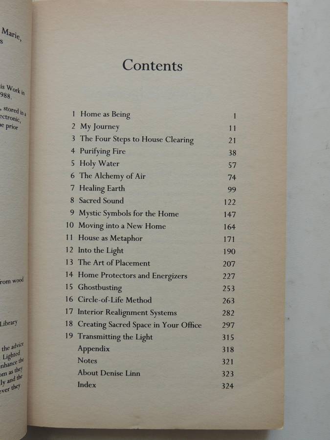 Sacred Space: Clearing And Enhancing The Energy Of Your Home - Denise Linn