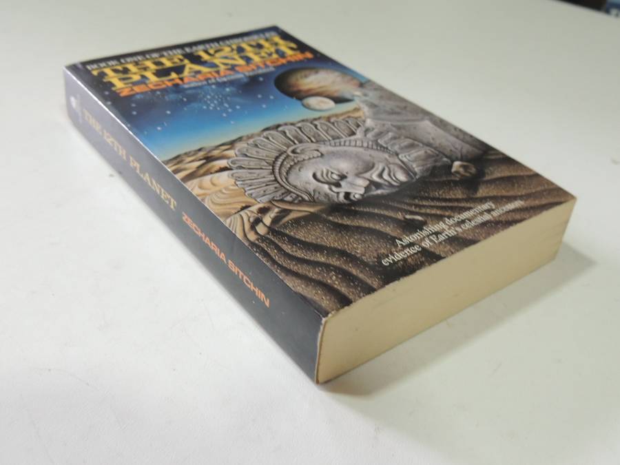 The 12th Planet,  Book 1 of The Earth Chronicles - Zecharia Sitchin